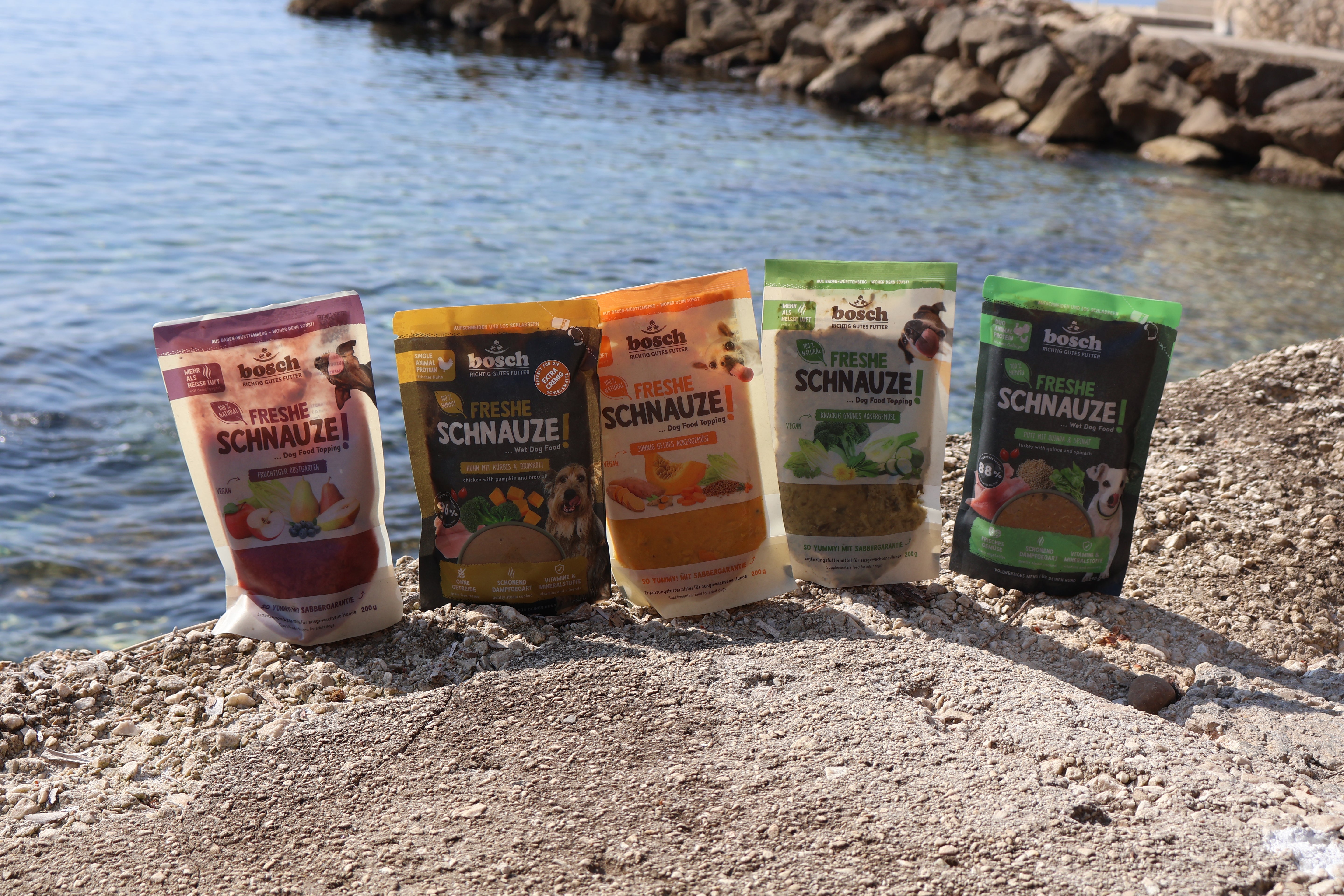 Collection de toppings et nourriture humide pour chien sensible sans céréales et hypoallergéniques.